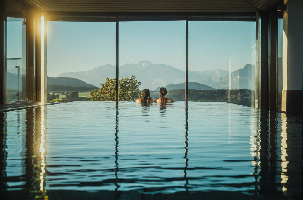 Pool im Wellnessbereich des Romantik Spa Hotel Elixhauser Wirt
