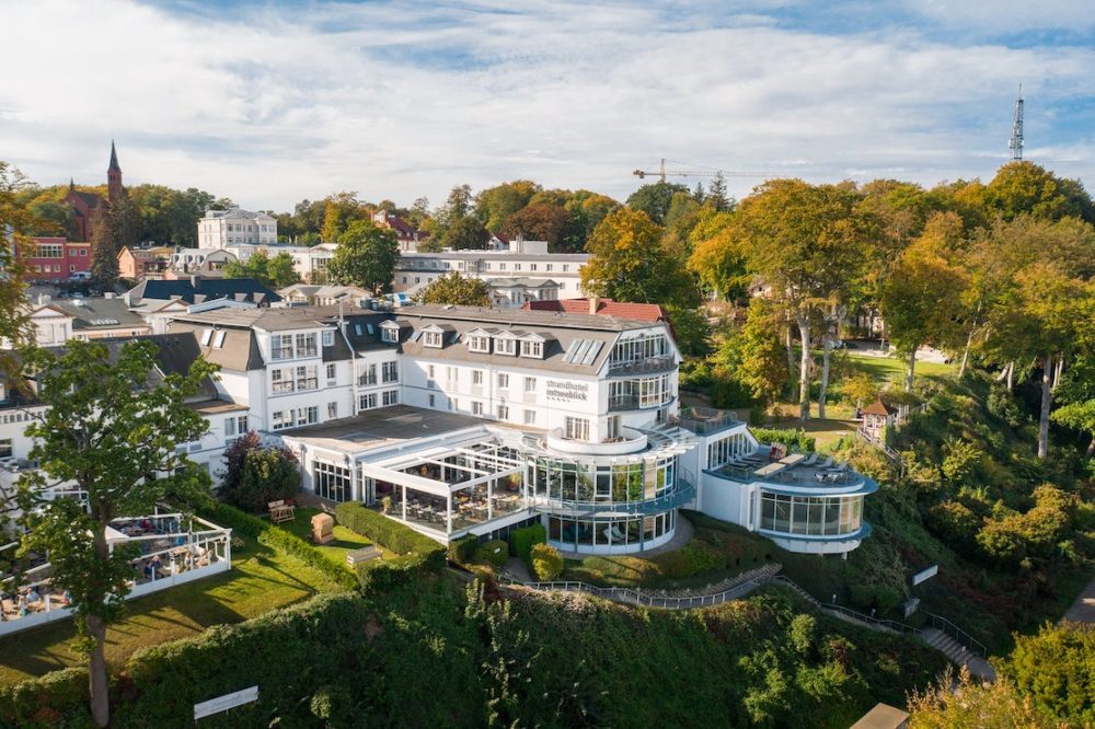 0_Strandhotel Ostseeblick-min
